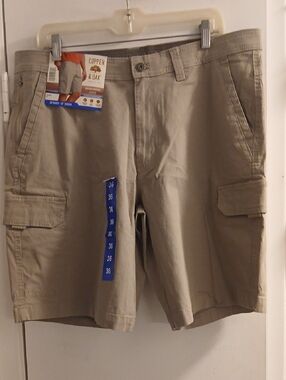 Men’s Khaki Venture Ripstop Cargo Shorts - Beige Copper & Oak Size 36 Flex Waist